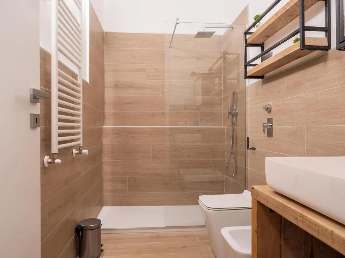 The Best Rent - Gorgeous Two-Bedroom Apartment Close To Cinque Giornate Square Milan